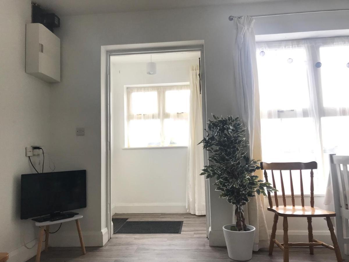 Cree River Cottage Creegh 외부 사진